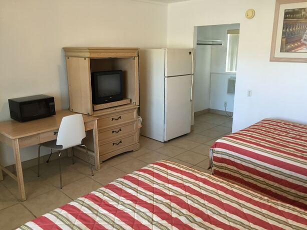 Imagen general del Hotel Economy Suites, Winter Haven. Foto 8