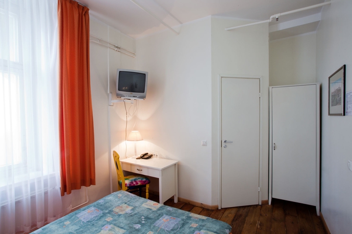 Imagen de la habitación del Hotel Economy, Tall&iacute;n. Foto 10