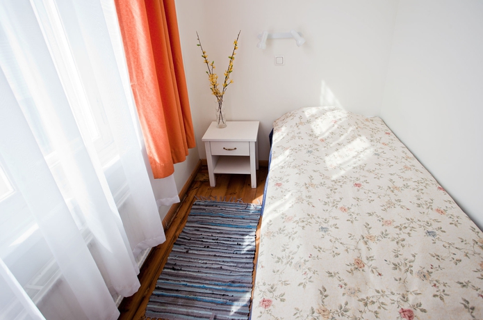 Imagen de la habitación del Hotel Economy, Tall&iacute;n. Foto 12
