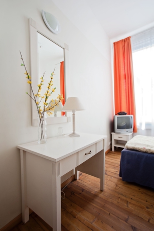 Imagen de la habitación del Hotel Economy, Tall&iacute;n. Foto 13