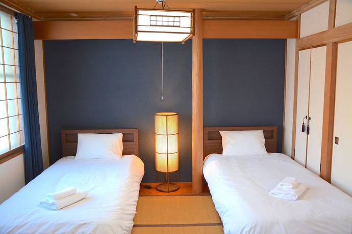 Imagen de la habitación del Hotel Economy Upashi. Foto 17