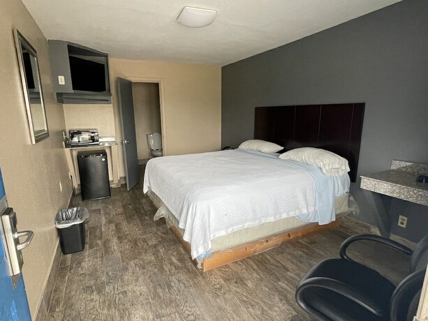 Imagen de la habitación del Hotel Economy inn, Edgewater. Foto 9