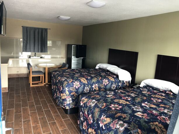 Imagen de la habitación del Hotel Economy inn, Edgewater. Foto 10