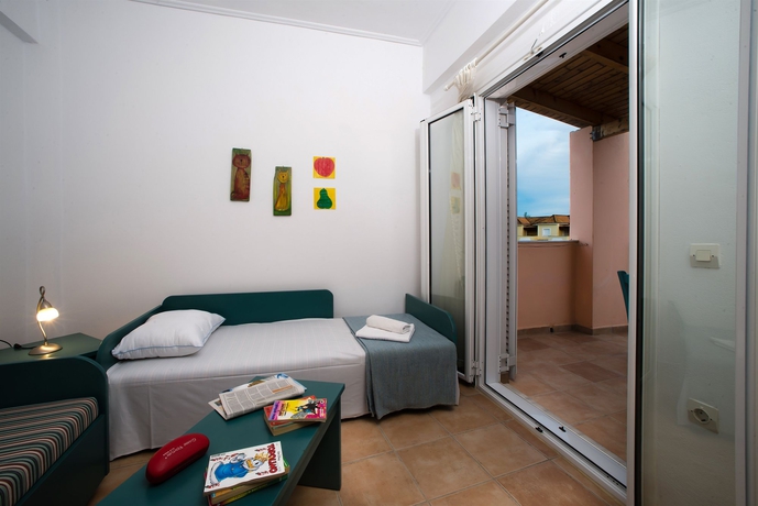 Imagen de la habitación del Hotel Ecoresort Zefyros. Foto 5