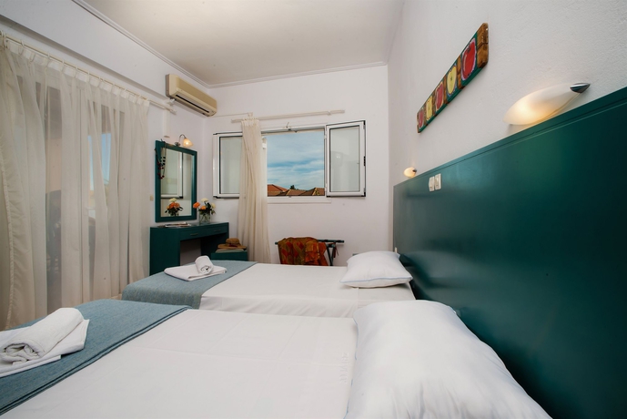 Imagen de la habitación del Hotel Ecoresort Zefyros. Foto 6