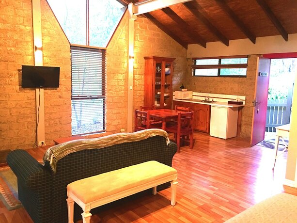 Imagen de la habitación del Hotel Ecostudio Fellini. Foto 18