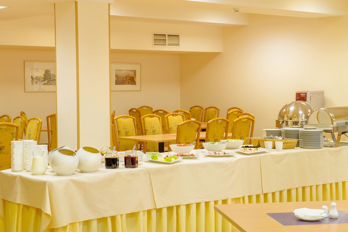 Imagen del bar/restaurante del Hotel Ecotel Vilnius. Foto 5