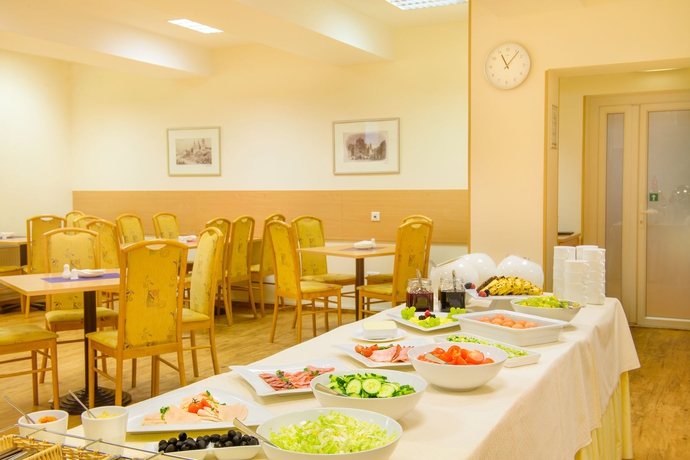 Imagen del bar/restaurante del Hotel Ecotel Vilnius. Foto 8