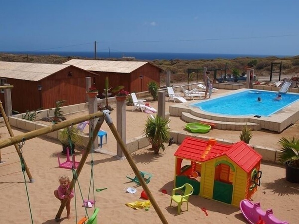 Imagen de la piscina del Hotel Ecovillaclub. Foto 19