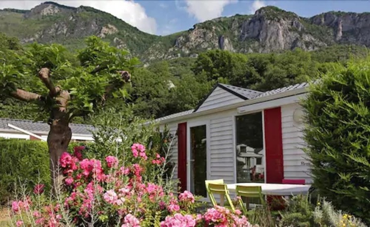 Imagen de la habitación del Hotel Ecovillage Le Soleil du Pibeste. Foto 17