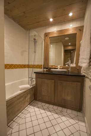 Imagen de la habitación del Hotel Ecrin Du Val Claret. Foto 9