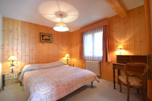 Imagen de la habitación del Hotel Ecureuil. Foto 5