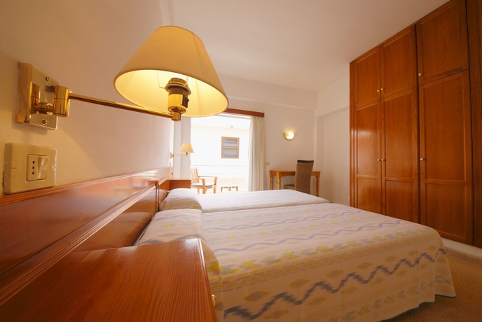 Imagen de la habitación del Hotel Edén, Los Llanos. Foto 7