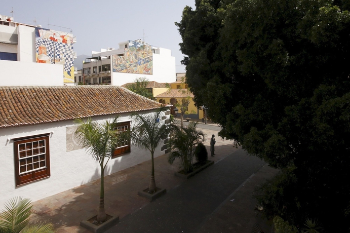 Imagen de los exteriores del Hotel Edén, Los Llanos. Foto 9