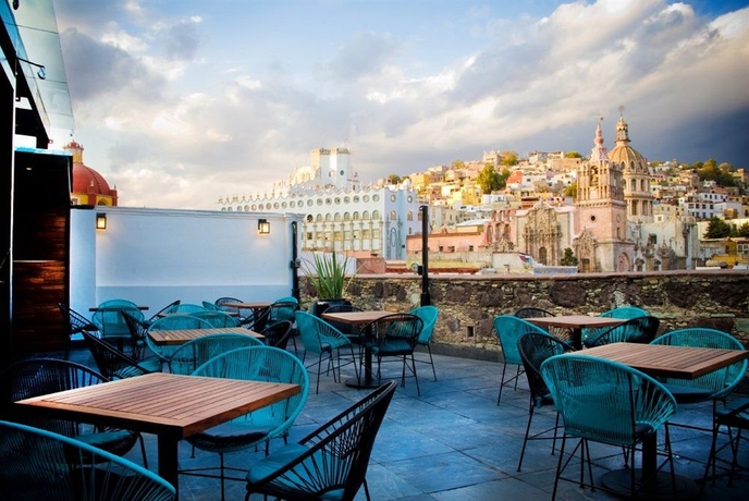 Imagen de los exteriores del Hotel Edelmira Boutique. Foto 9