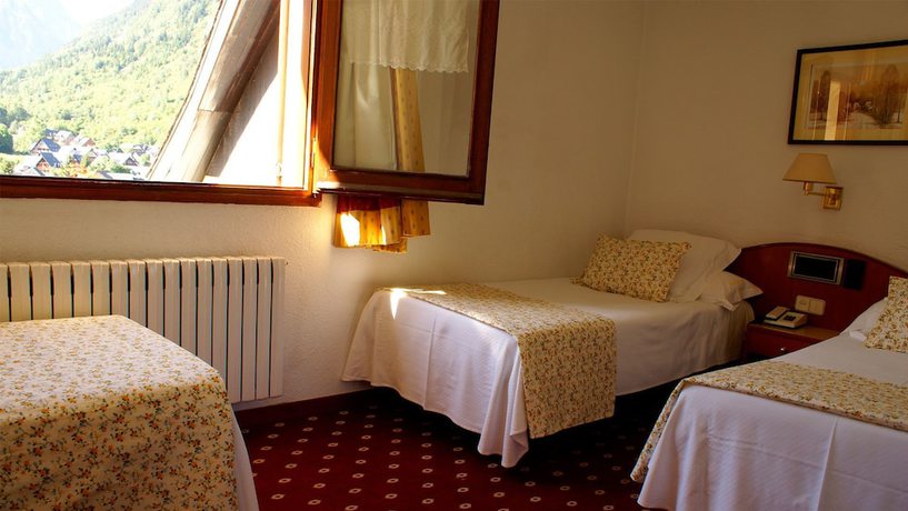 Imagen de la habitación del Hotel Edelweiss, Arties. Foto 4
