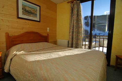 Imagen de la habitación del Hotel Edelweiss, Auron. Foto 9
