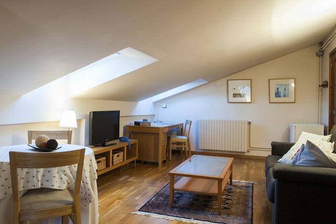 Imagen de la habitación del Hotel Edelweiss Camprodon. Foto 13