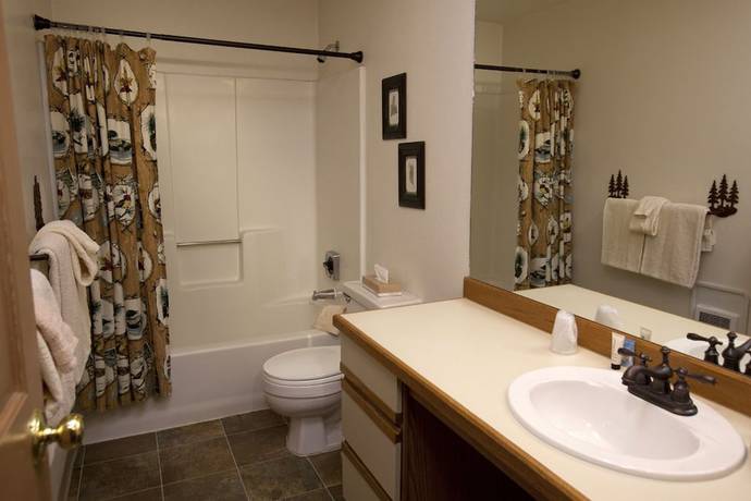 Imagen de la habitación del Hotel Edelweiss Condominiums. Foto 6