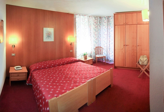 Imagen de la habitación del Hotel Edelweiss, Courmayeur. Foto 6