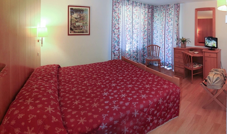 Imagen de la habitación del Hotel Edelweiss, Courmayeur. Foto 7