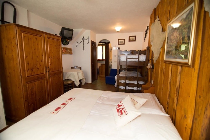 Imagen de la habitación del Hotel Edelweiss, Limone Piemonte. Foto 11
