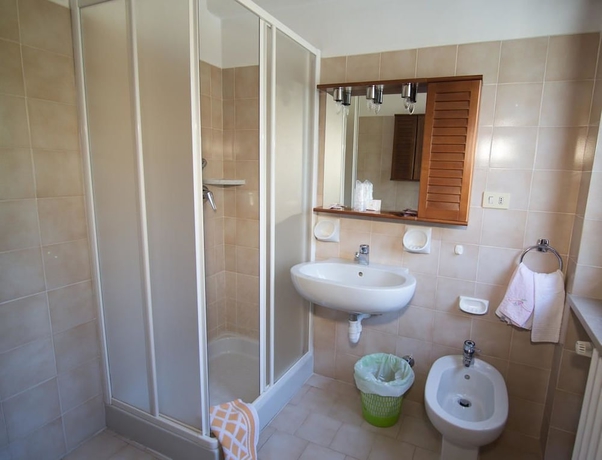 Imagen de la habitación del Hotel Edelweiss, Limone Piemonte. Foto 16