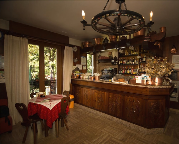 Imagen del bar/restaurante del Hotel Edelweiss, Limone Piemonte. Foto 7