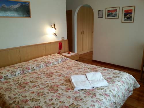 Imagen de la habitación del Hotel Edelweiss, Mareson - Pecol. Foto 4