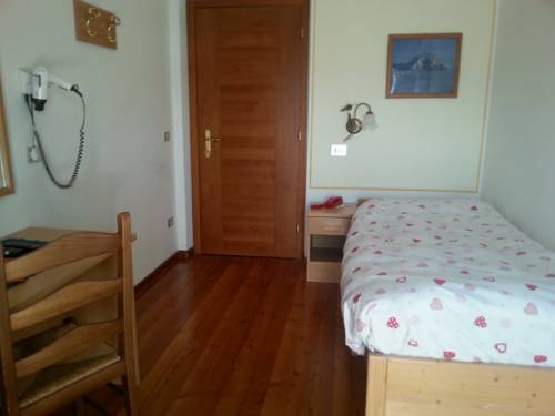 Imagen de la habitación del Hotel Edelweiss, Mareson - Pecol. Foto 5