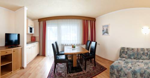 Imagen de la habitación del Hotel Edelweiss, PFUNDS. Foto 7