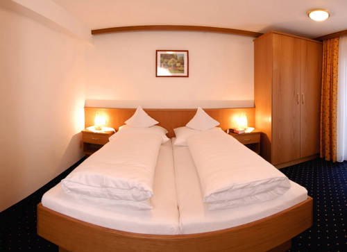 Imagen general del Hotel Edelweiss, PFUNDS. Foto 1