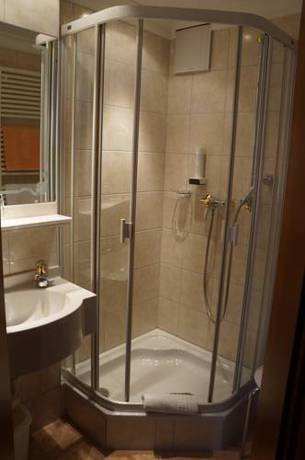 Imagen de la habitación del Hotel Edelweiss, Schloßberg. Foto 4