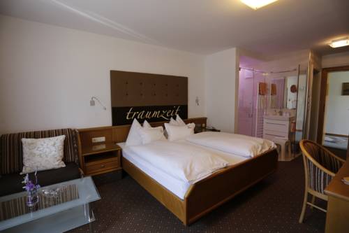 Imagen de la habitación del Hotel Edelweiss, Schloßberg. Foto 12