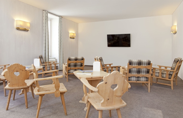 Imagen de los interiores del Hotel Edelweiss Swiss Quality. Foto 11