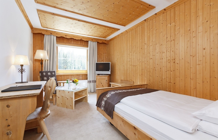 Imagen de la habitación del Hotel Edelweiss Swiss Quality. Foto 4
