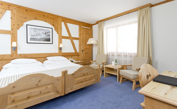 Imagen de la habitación del Hotel Edelweiss Swiss Quality. Foto 10