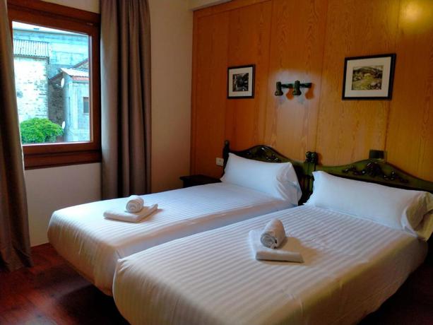 Imagen de la habitación del Hotel Edelweiss, Torla. Foto 3