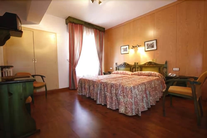Imagen de la habitación del Hotel Edelweiss, Torla. Foto 14