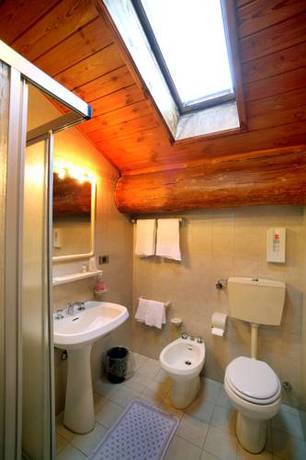 Imagen de la habitación del Hotel Edelweiss, Trepont. Foto 4