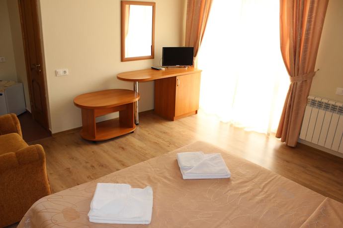 Imagen de la habitación del Hotel Edem. Foto 16