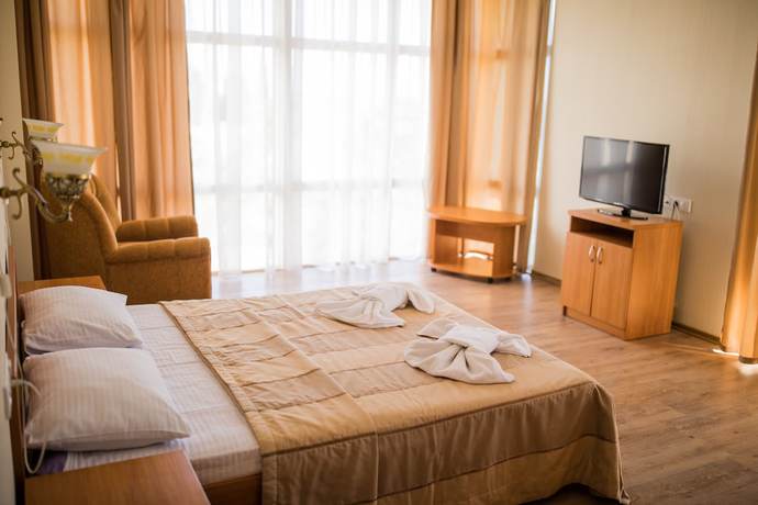 Imagen de la habitación del Hotel Edem. Foto 17