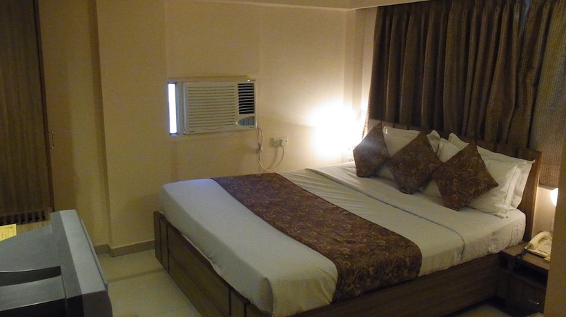 Imagen general del Hotel Eden, Ahmedabad. Foto 1