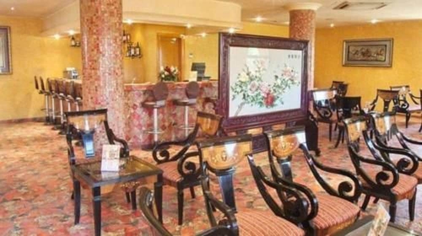 Imagen de los interiores del Hotel Eden Airport. Foto 15