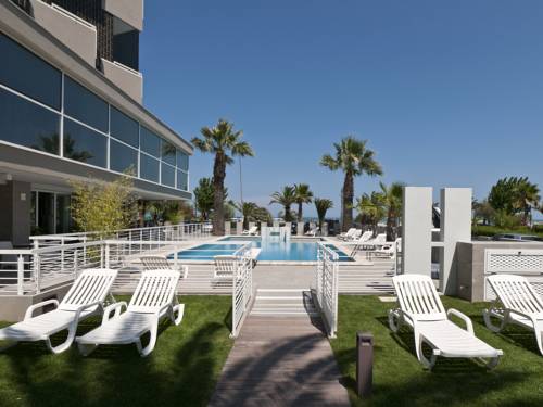 Imagen de la habitación del Hotel Eden, Alba Adri&aacute;tica. Foto 2