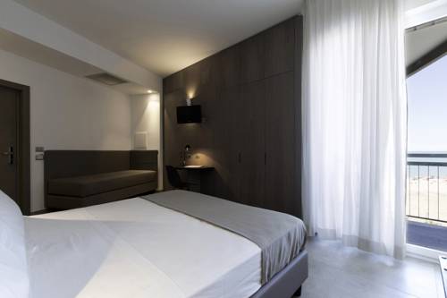 Imagen de la habitación del Hotel Eden, Alba Adri&aacute;tica. Foto 9