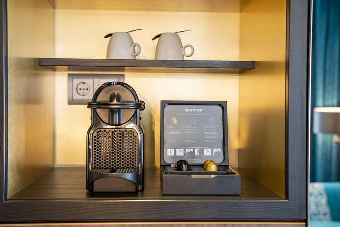 Imagen de la habitación del Hotel Eden Amsterdam. Foto 8