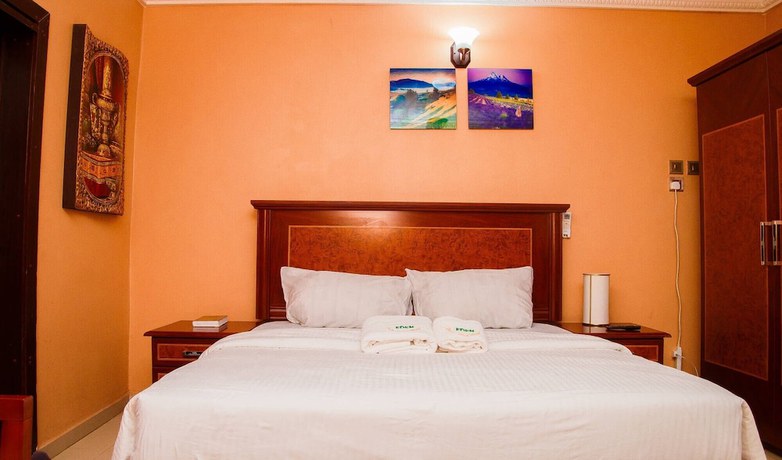 Imagen de la habitación del Hotel Eden And Resorts. Foto 11