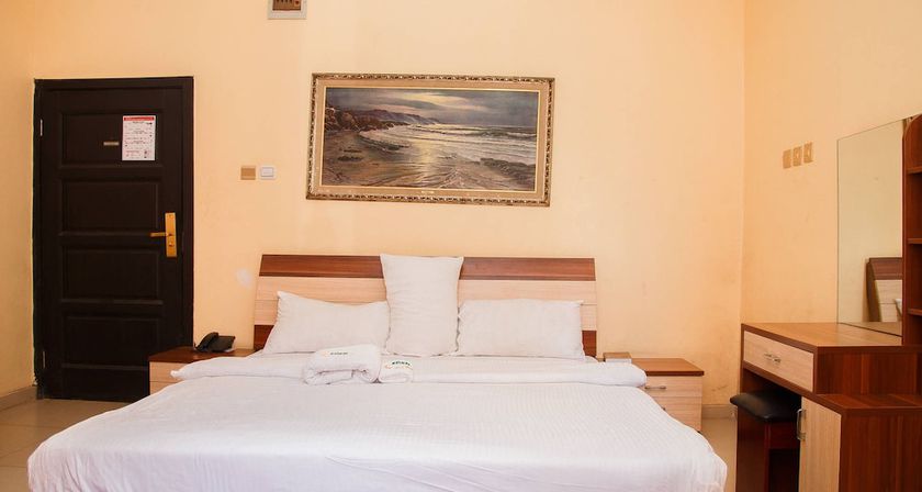 Imagen de la habitación del Hotel Eden And Resorts. Foto 12