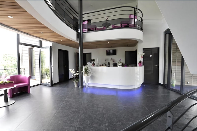 Imagen de los interiores del Hotel Eden Ardenne. Foto 19